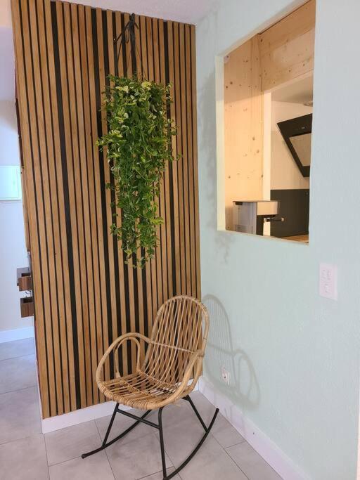 Joli Studio Renove Situe Au Pied Des Thermes 艾美丽·莱斯·班恩斯·帕尔 外观 照片